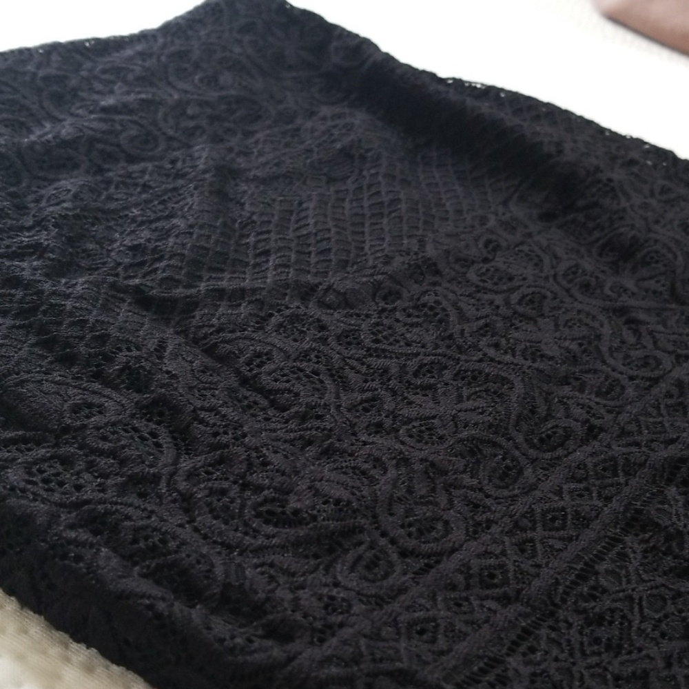 Skirt lacy